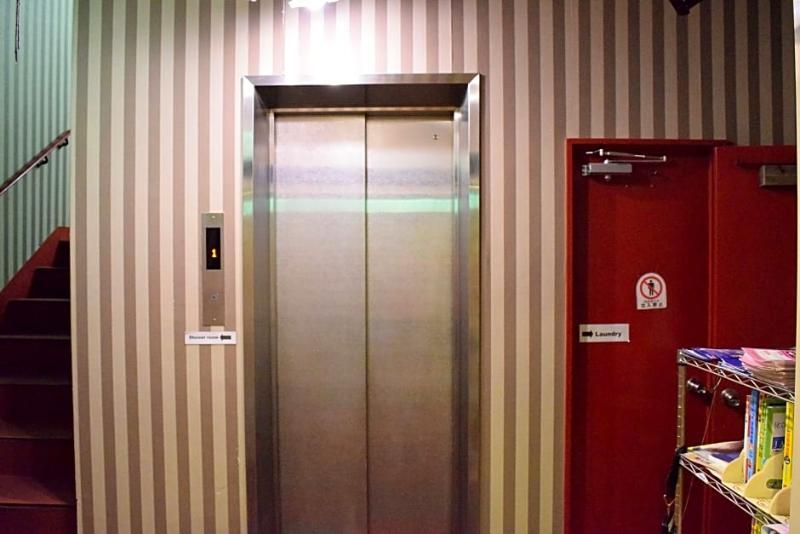 Boardinghouse Lejlighedshotel Osaka Eksteriør billede